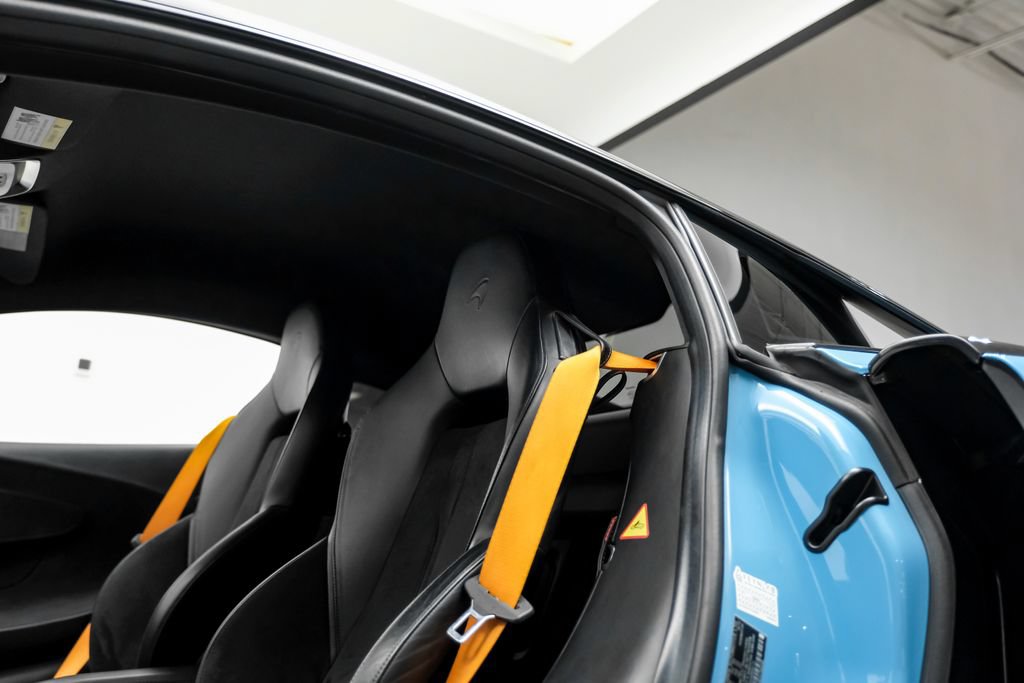 Used 2019 McLaren 600LT RWD image 29