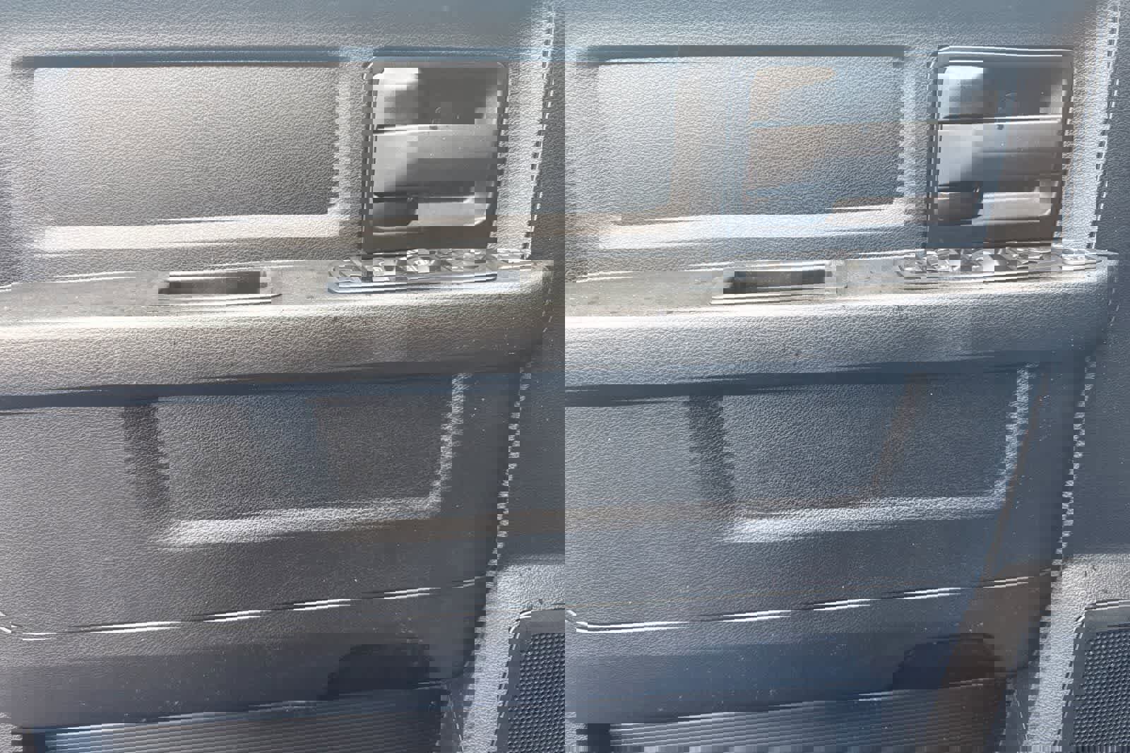 Used 2023 RAM 3500 Tradesman image 12