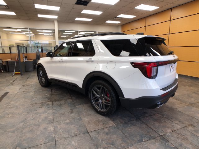New 2026 Ford Explorer ST w/ Sun And Sound Package AWD/4WD image 5