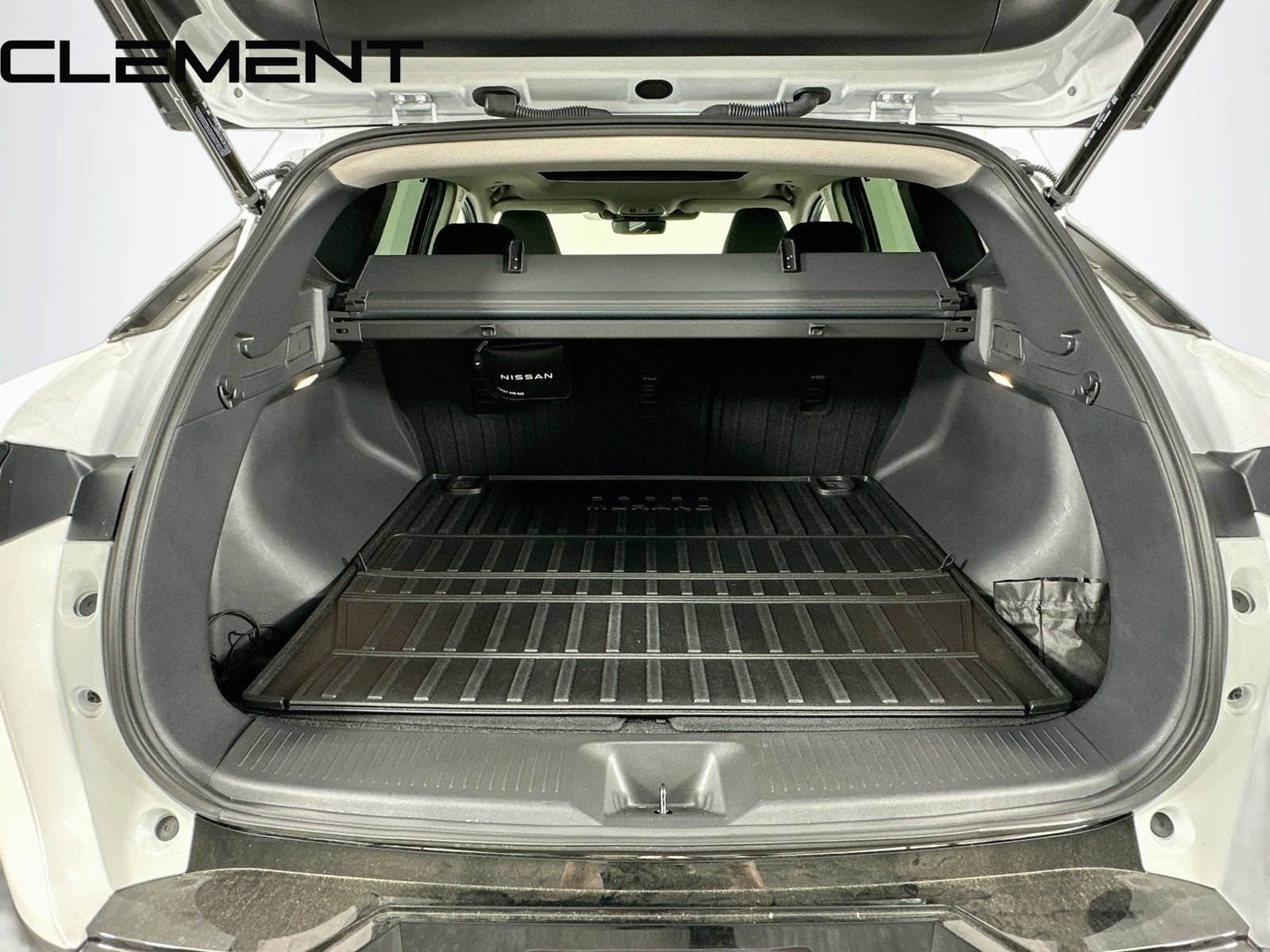 Used 2025 Nissan Murano Platinum w/ Cargo Package AWD/4WD image 11