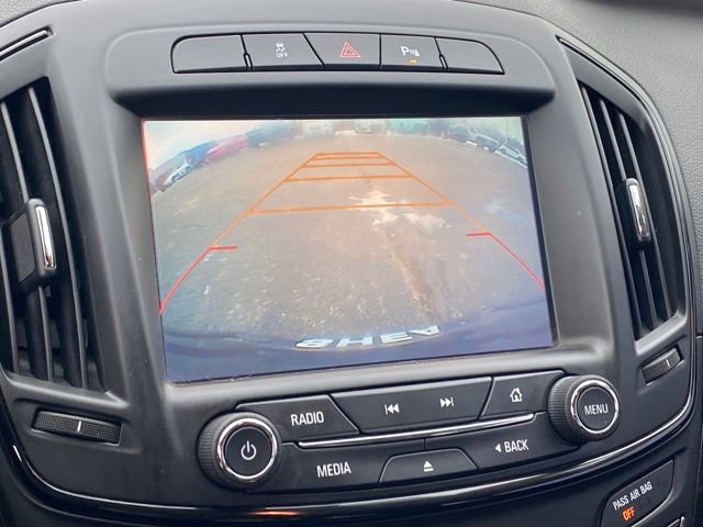 Used 2016 Buick Regal Premium image 11