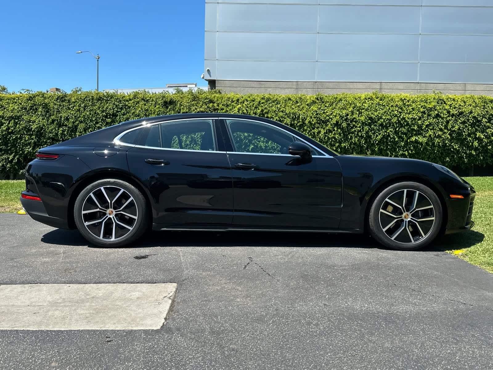 New 2026 Porsche Panamera RWD image 9