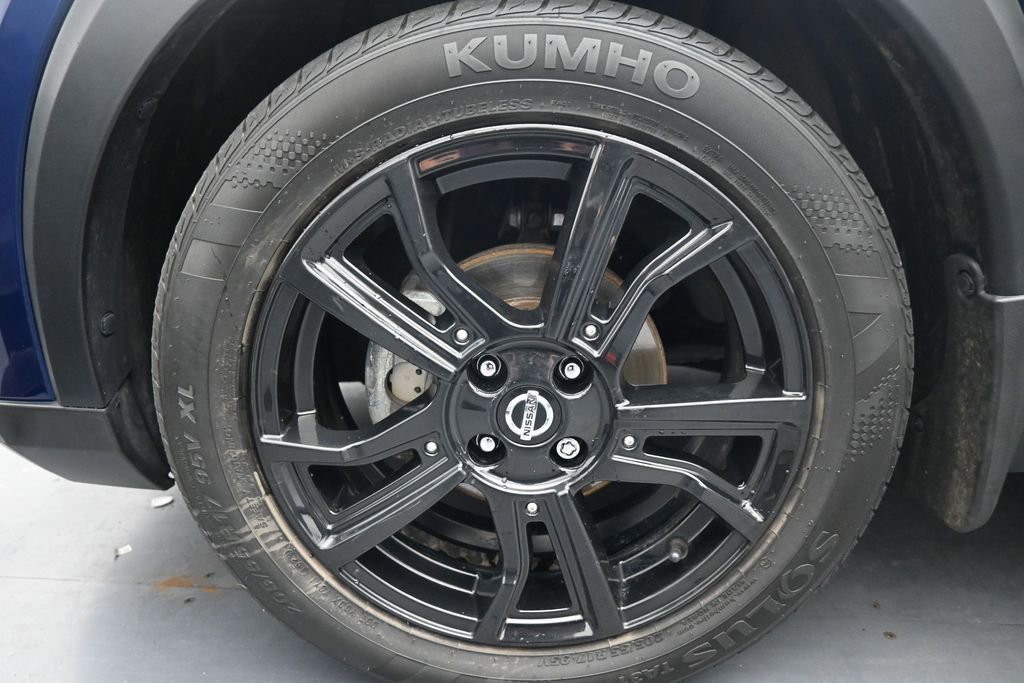 Used 2020 Nissan Kicks SR w/ SR Premium Package FWD image 14
