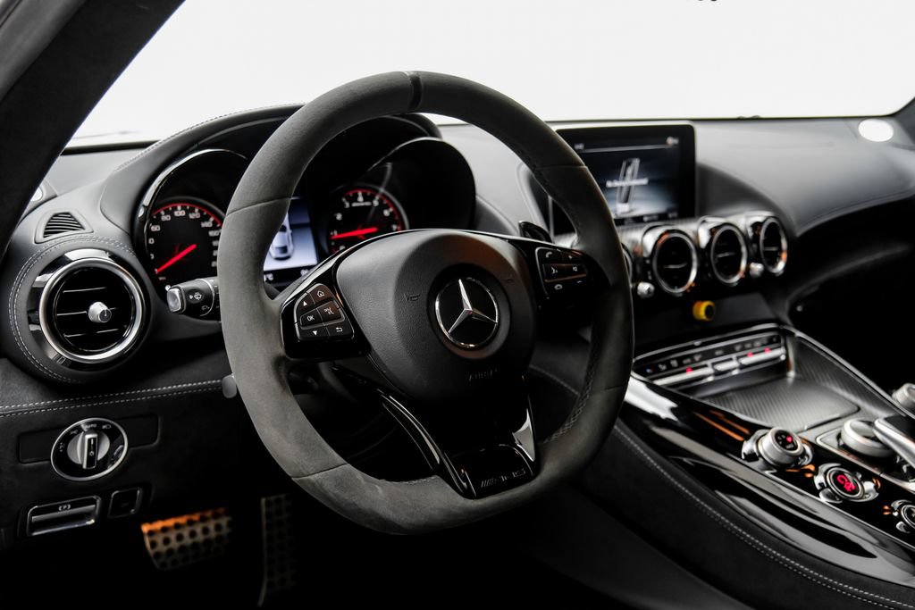 Used 2018 Mercedes-Benz AMG GT R image 17
