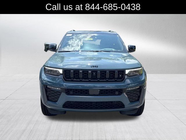 New 2026 Jeep Grand Cherokee Summit w/ Obsidian Package AWD/4WD image 2