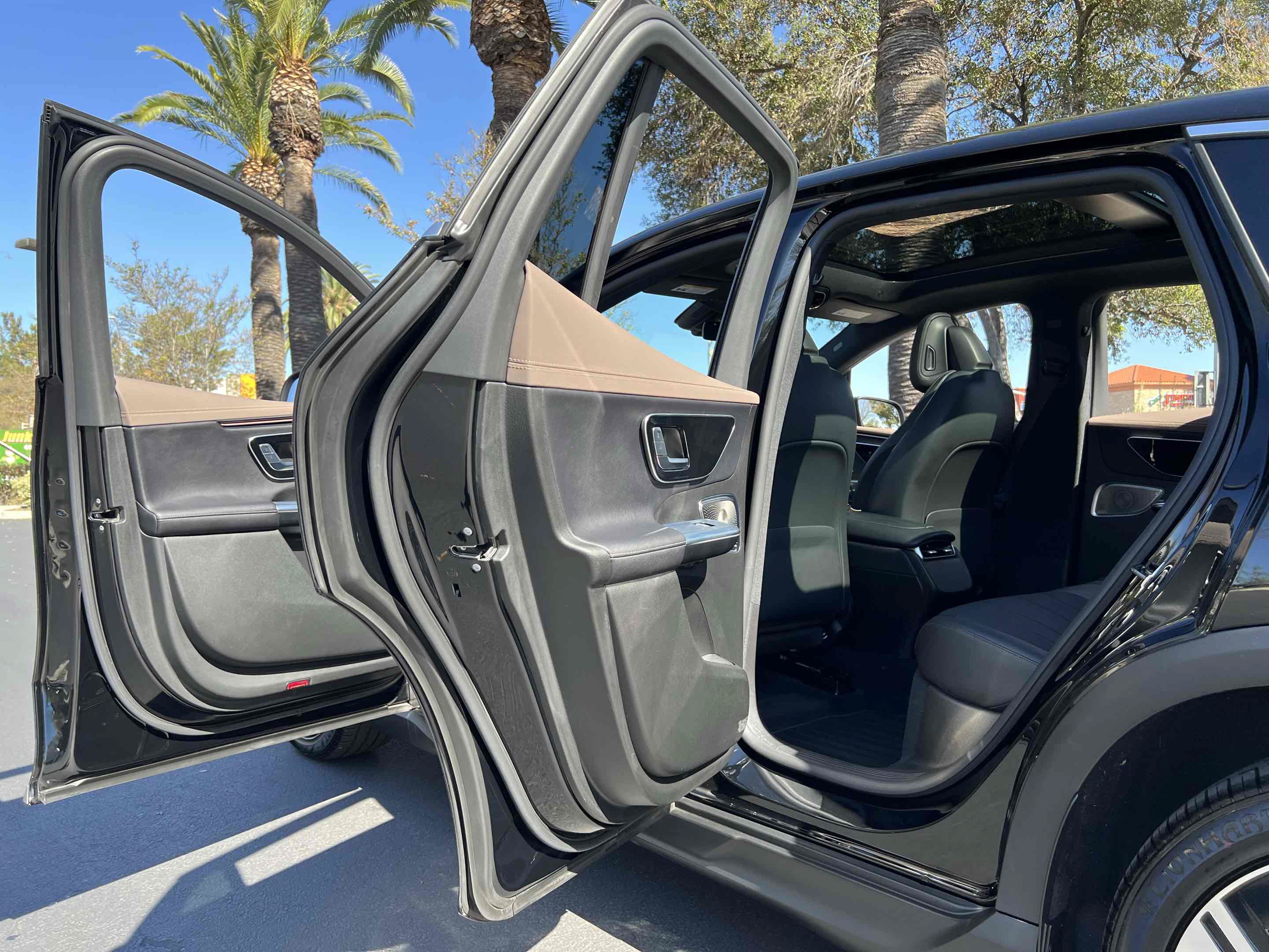 Used 2023 Mercedes-Benz EQE 350+ SUV image 60
