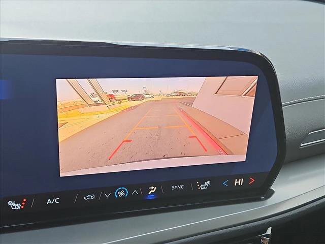 New 2026 Chevrolet Traverse LT image 13