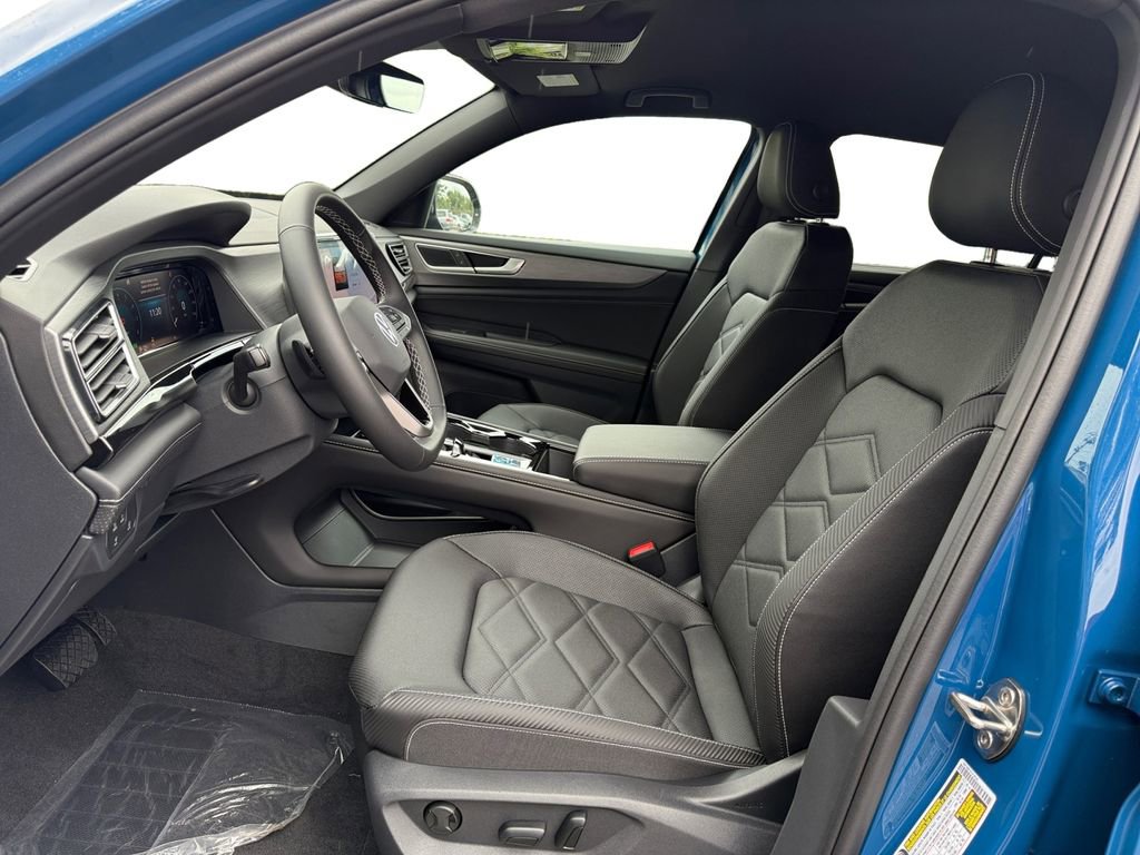 New 2025 Volkswagen Atlas Cross Sport SE image 9