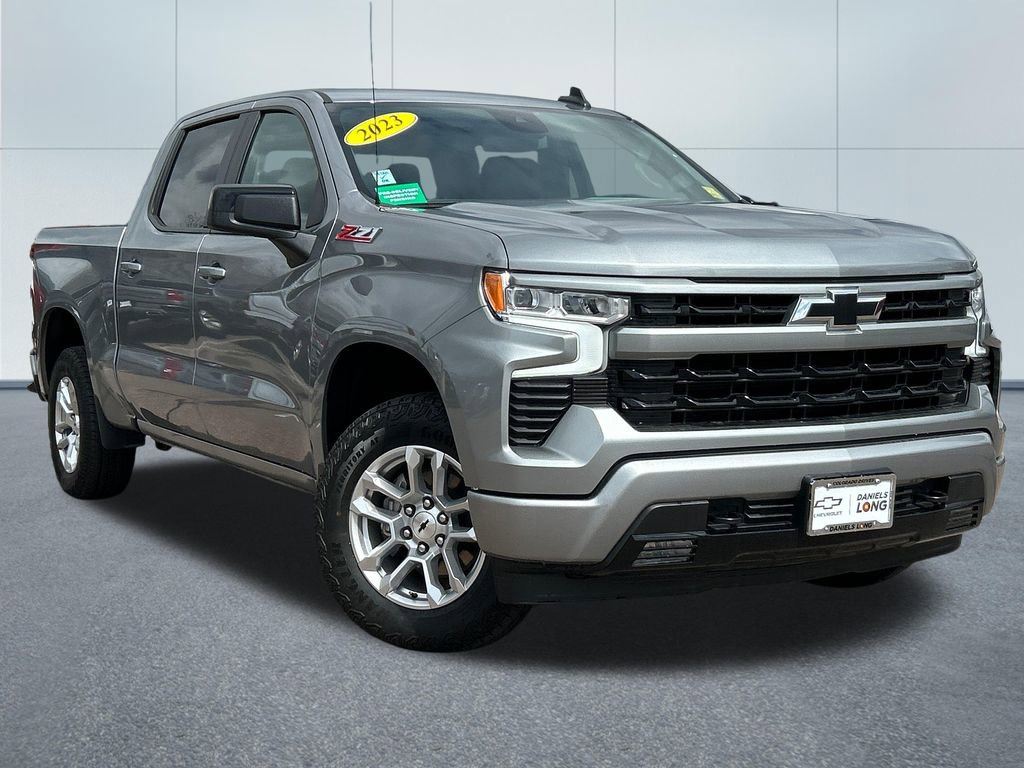 Used 2023 Chevrolet Silverado 1500 RST AWD/4WD image 35