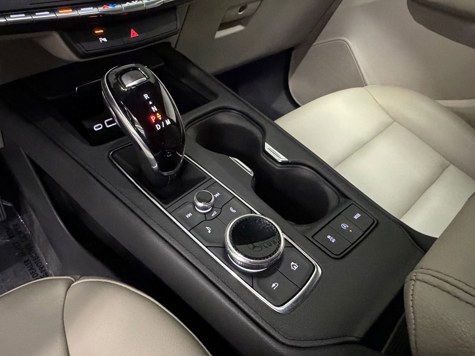 Used 2023 Cadillac XT4 Luxury image 29