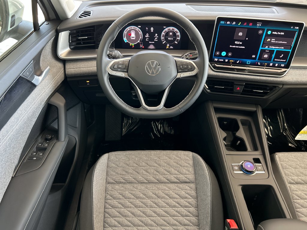 Certified 2026 Volkswagen Tiguan S FWD image 32