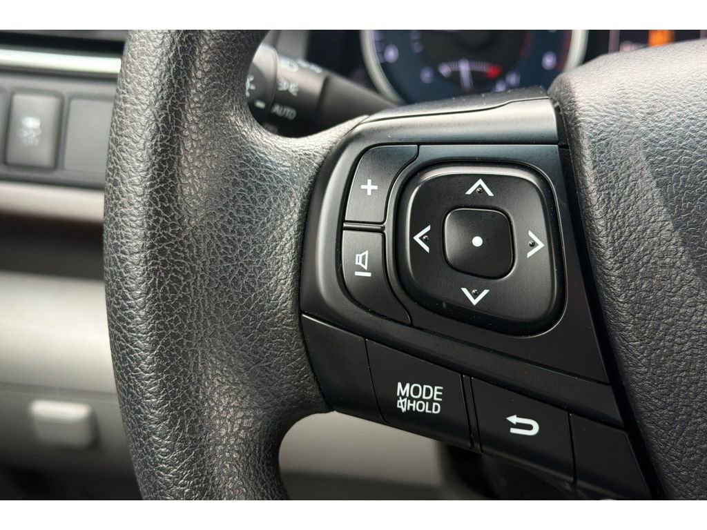 Used 2017 Toyota Camry LE FWD image 24