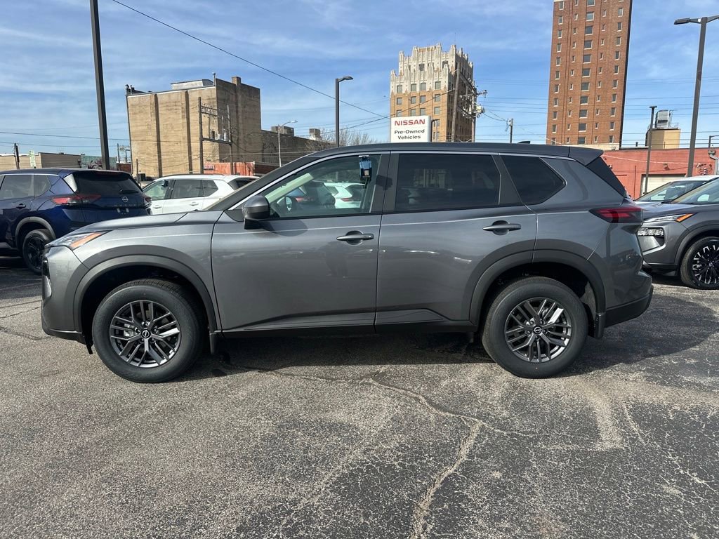 New 2026 Nissan Rogue SV image 2