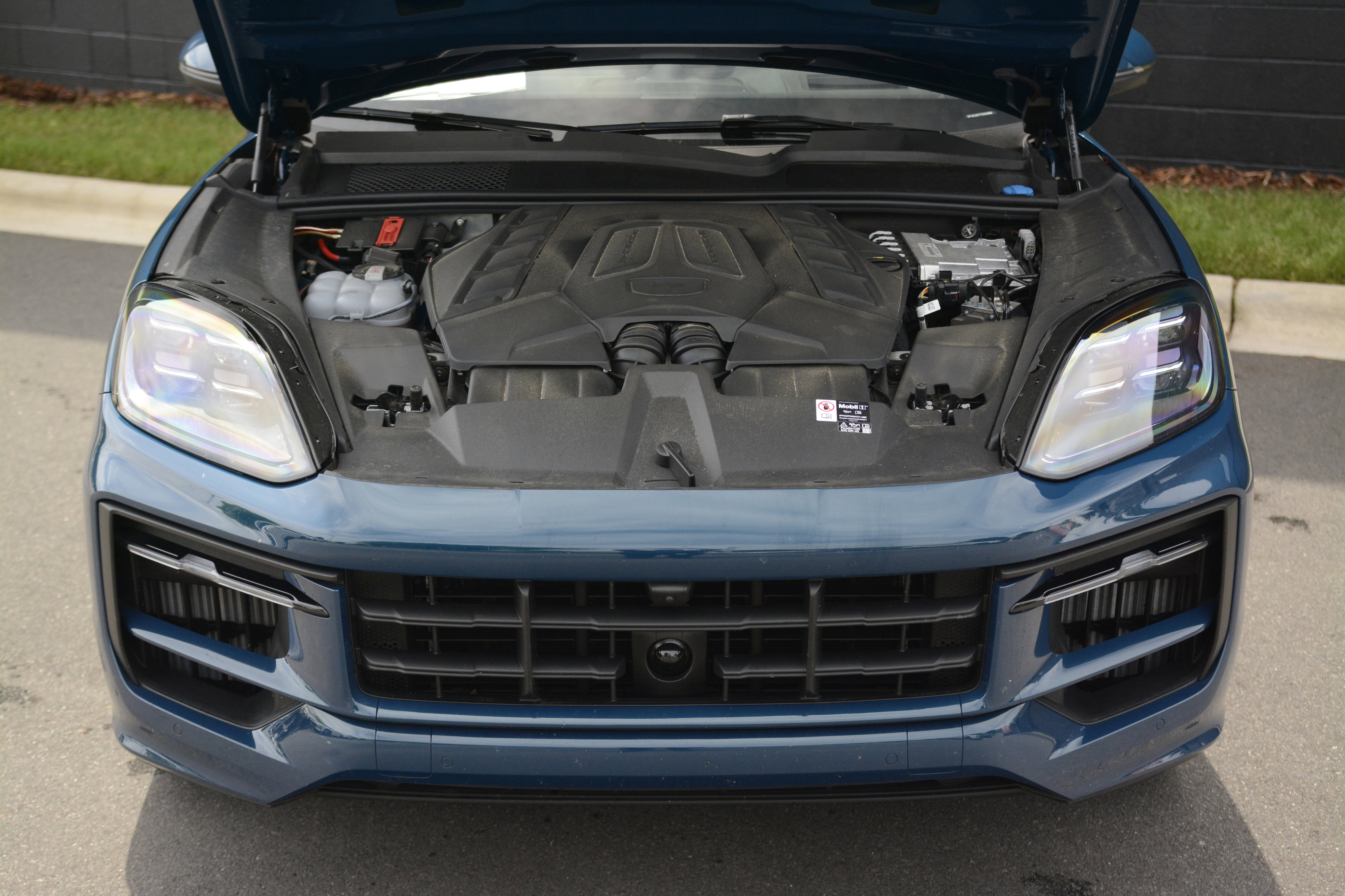 Certified 2026 Porsche Cayenne S AWD/4WD image 35