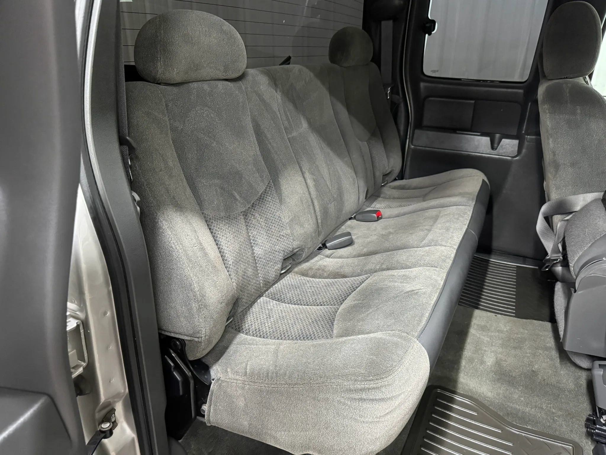Used 2005 Chevrolet Silverado 1500 LS RWD image 16