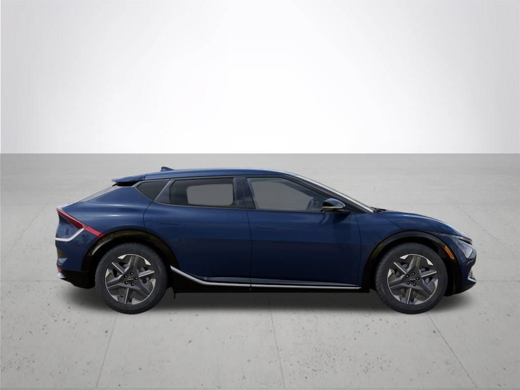New 2026 Kia EV6 Light AWD/4WD image 7
