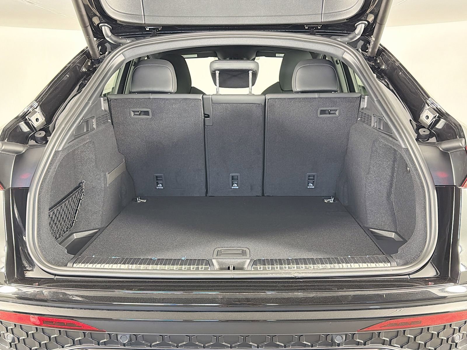 New 2026 Audi SQ5 Premium Plus AWD/4WD image 27