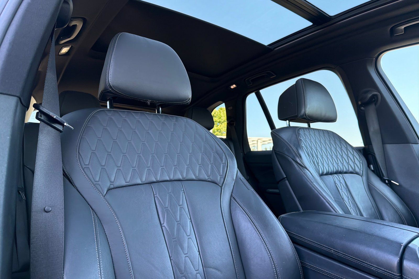 Used 2019 BMW X5 xDrive40i w/ M Sport Package AWD/4WD image 20