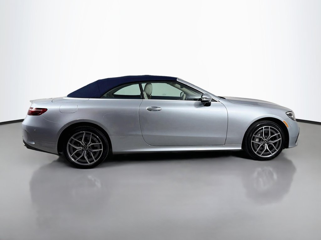 Used 2023 Mercedes-Benz E 450 Cabriolet image 4