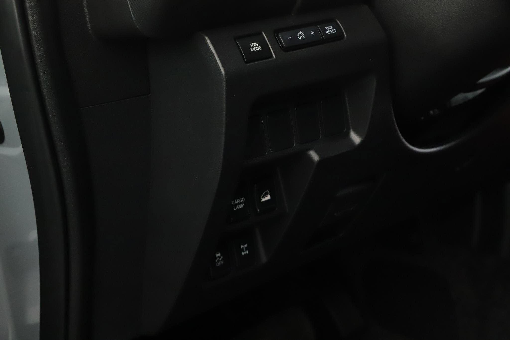 Used 2023 Nissan Frontier PRO-4X w/ Tow Package image 6