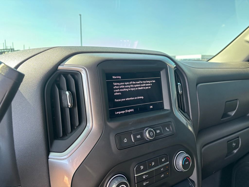 Used 2025 Chevrolet Silverado 1500 Custom image 17