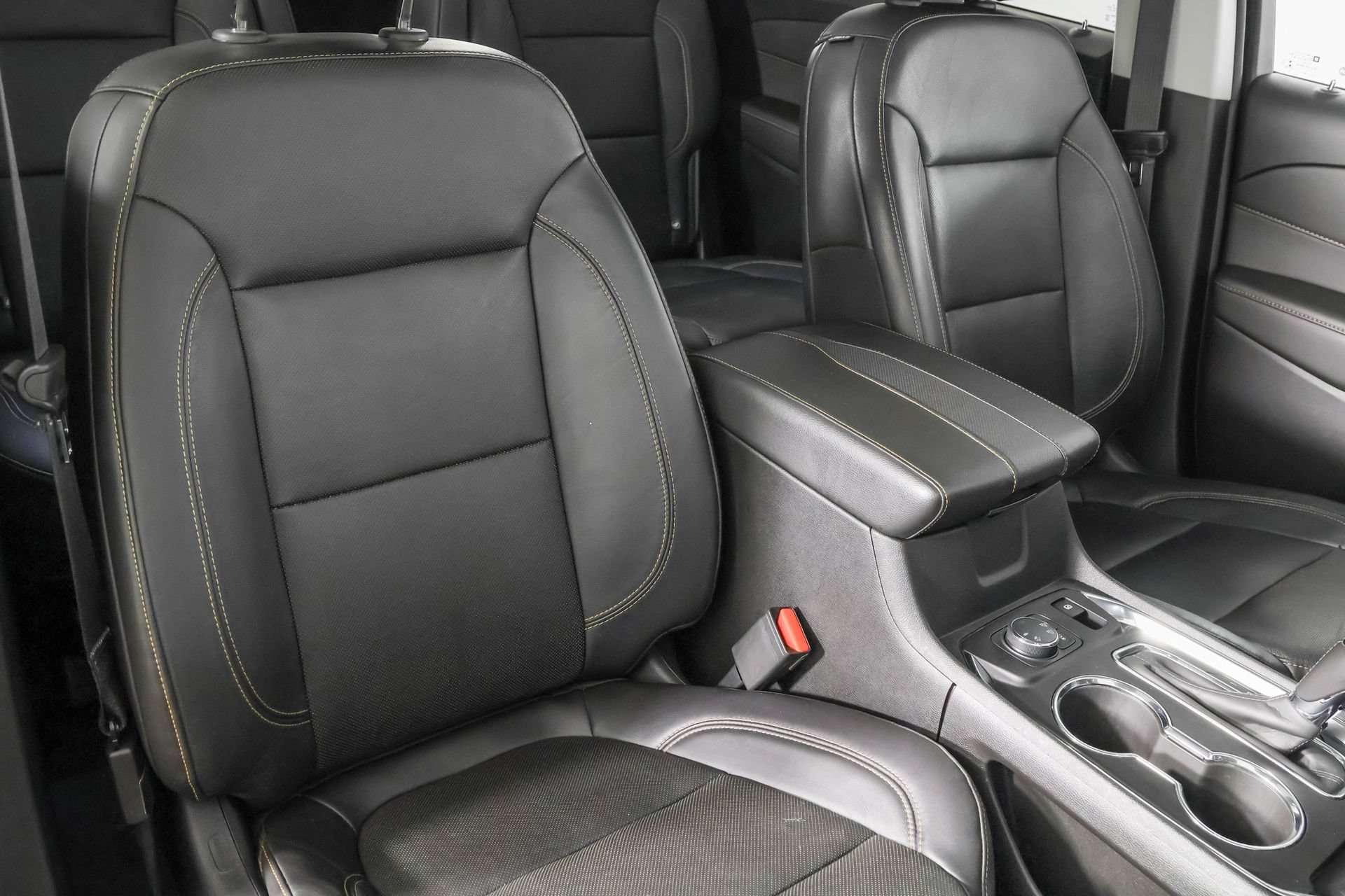 Used 2020 Chevrolet Traverse Premier w/ Redline Edition AWD/4WD image 48