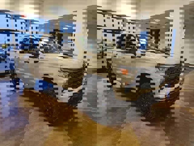 New 2026 Chevrolet Silverado 1500 Custom Trail Boss w/ Dark Appearance Package image 21