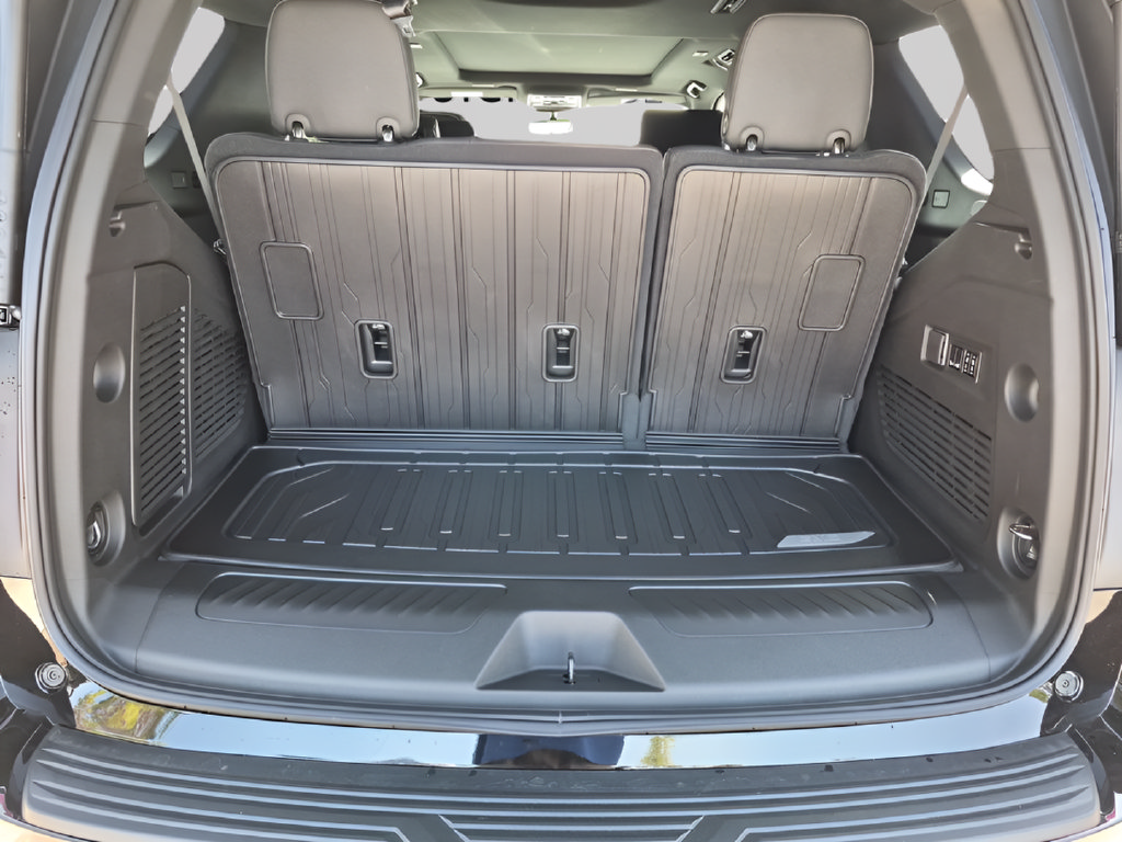 New 2026 GMC Yukon Elevation w/ Elevation Premium Package AWD/4WD image 44
