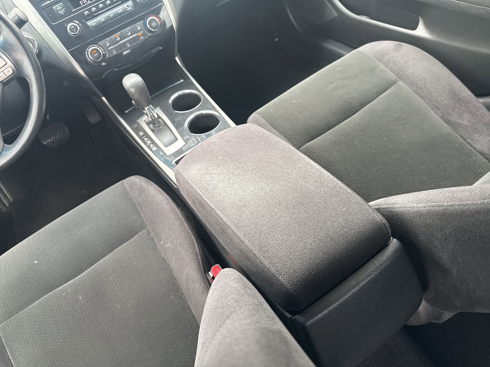 Used 2013 Nissan Altima 2.5 S FWD image 19