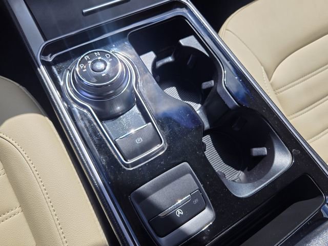 Used 2019 Ford Edge SEL w/ Equipment Group 201A image 23