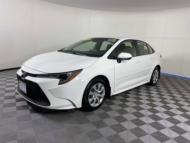 Used 2022 Toyota Corolla LE FWD image 4