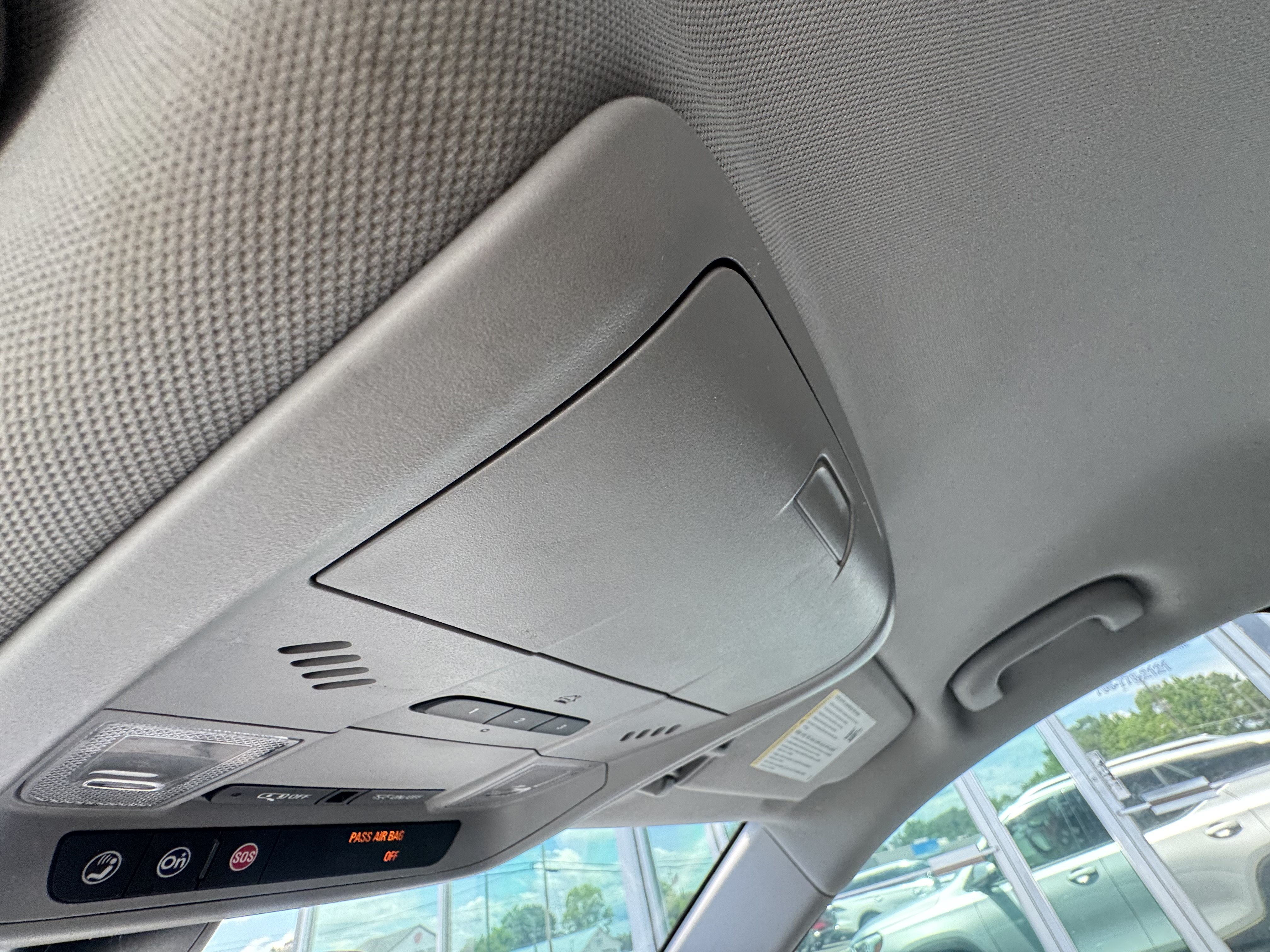 Used 2019 GMC Terrain SLT w/ Preferred Package FWD image 18