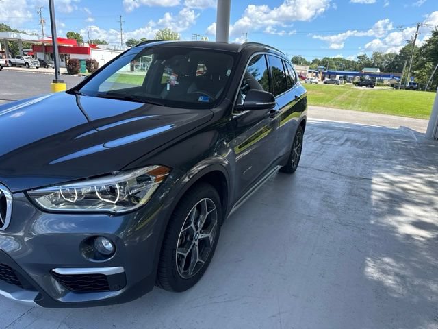 Used 2018 BMW X1 xDrive28i AWD/4WD image 6