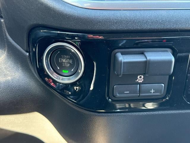 New 2026 Chevrolet Silverado 1500 RST w/ Convenience Package II AWD/4WD image 17