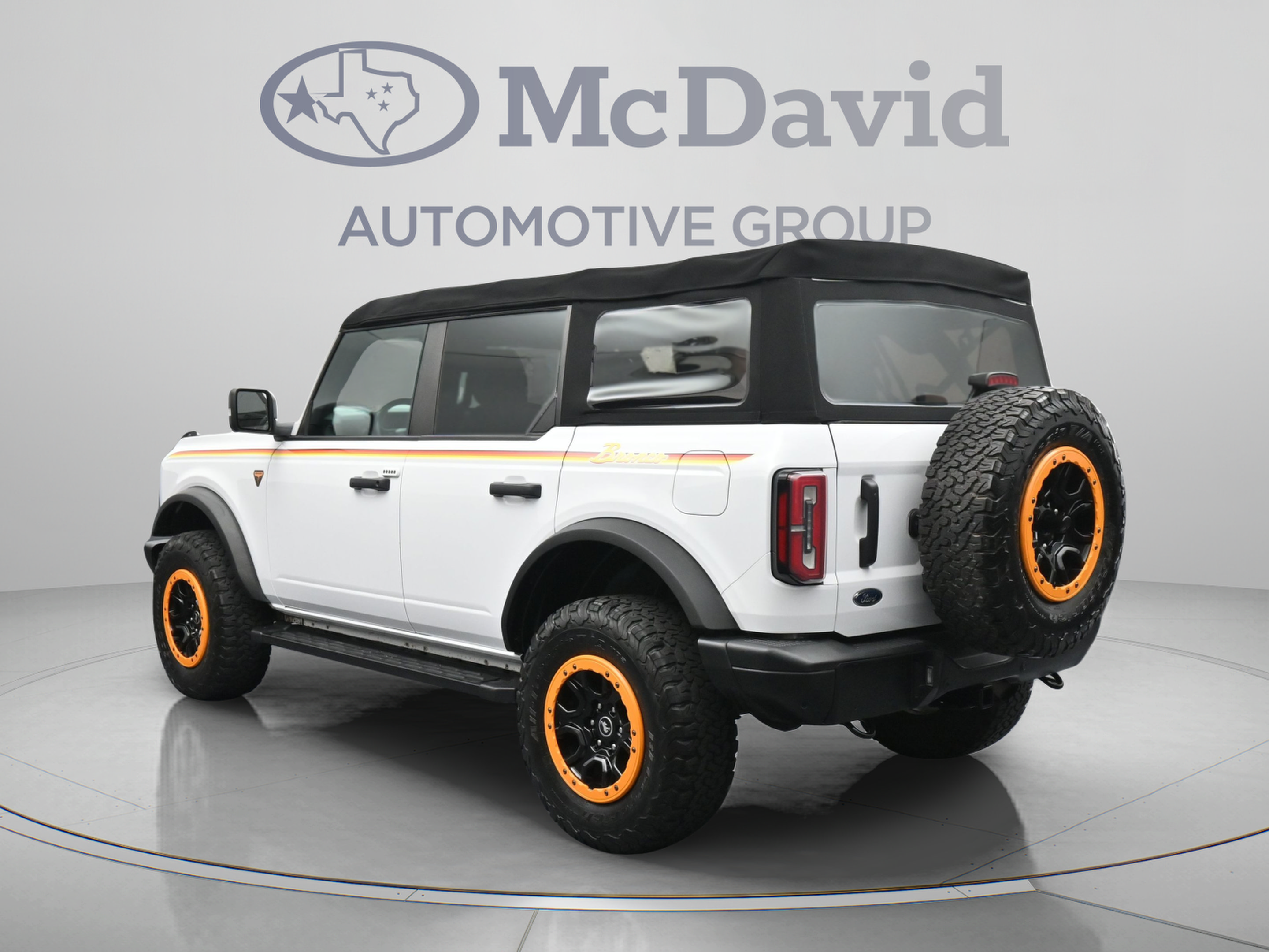 Used 2023 Ford Bronco Badlands AWD/4WD image 6