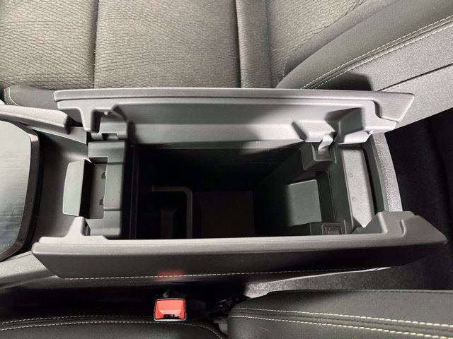 Certified 2026 Nissan Rogue SV FWD image 29