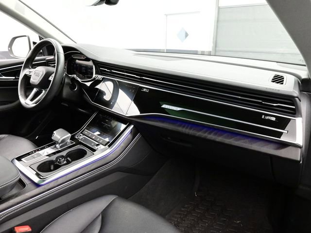 Used 2023 Audi Q8 Premium Plus image 18