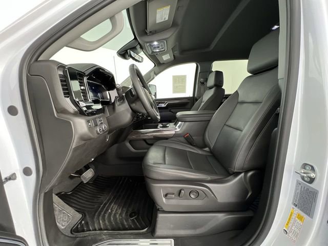 Certified 2024 Chevrolet Silverado 3500 LTZ w/ LTZ Plus Package image 19