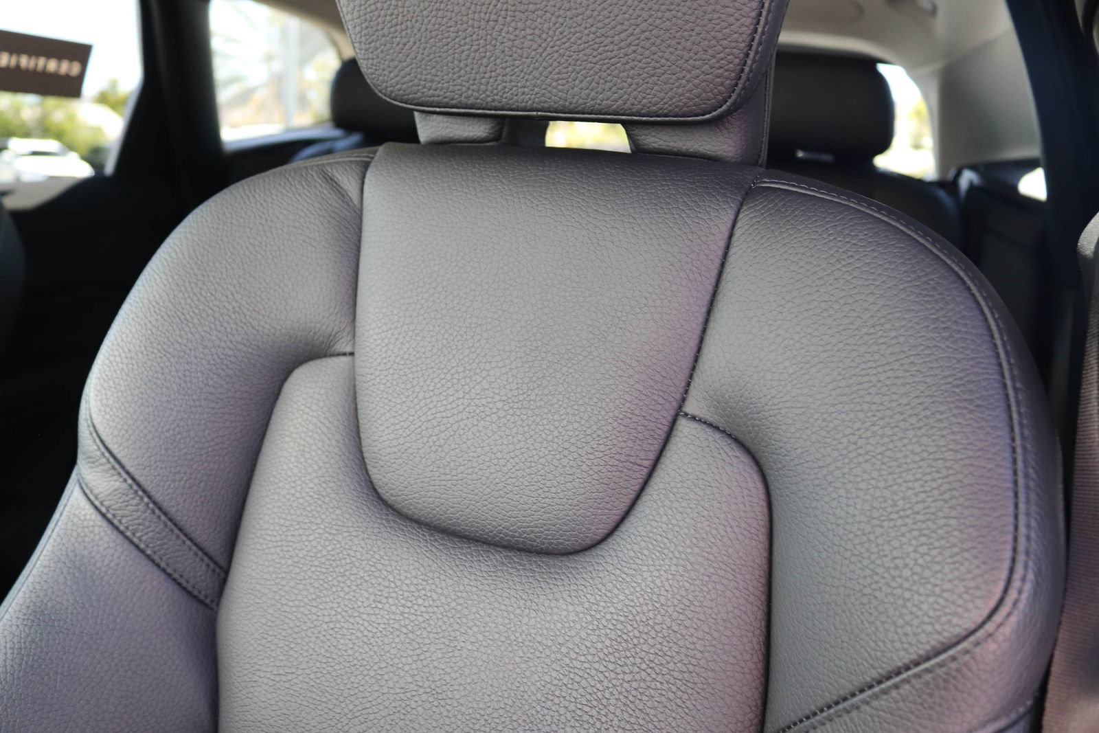 Used 2024 Volvo XC60 T8 Plus w/ Protection Package Premier AWD/4WD image 29