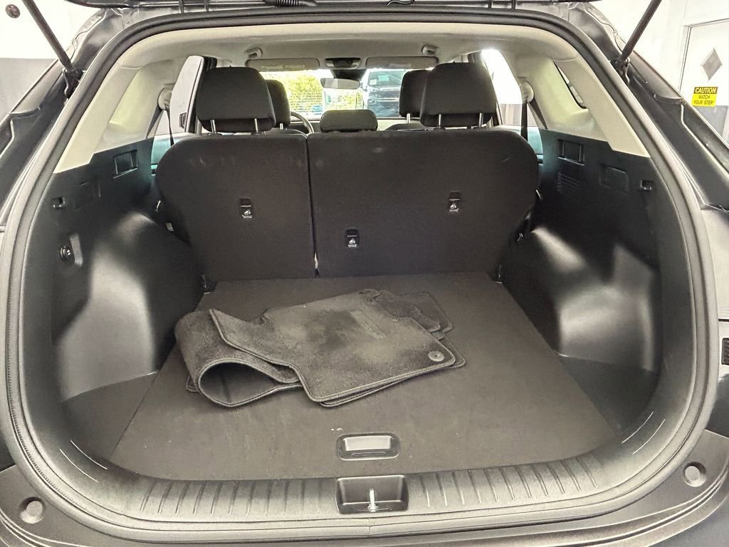 Used 2024 Kia Sportage LX image 29