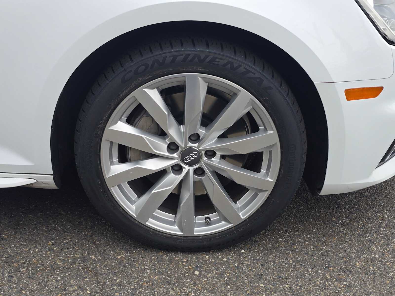 Used 2018 Audi A4 2.0T Premium w/ Convenience Package AWD/4WD image 9