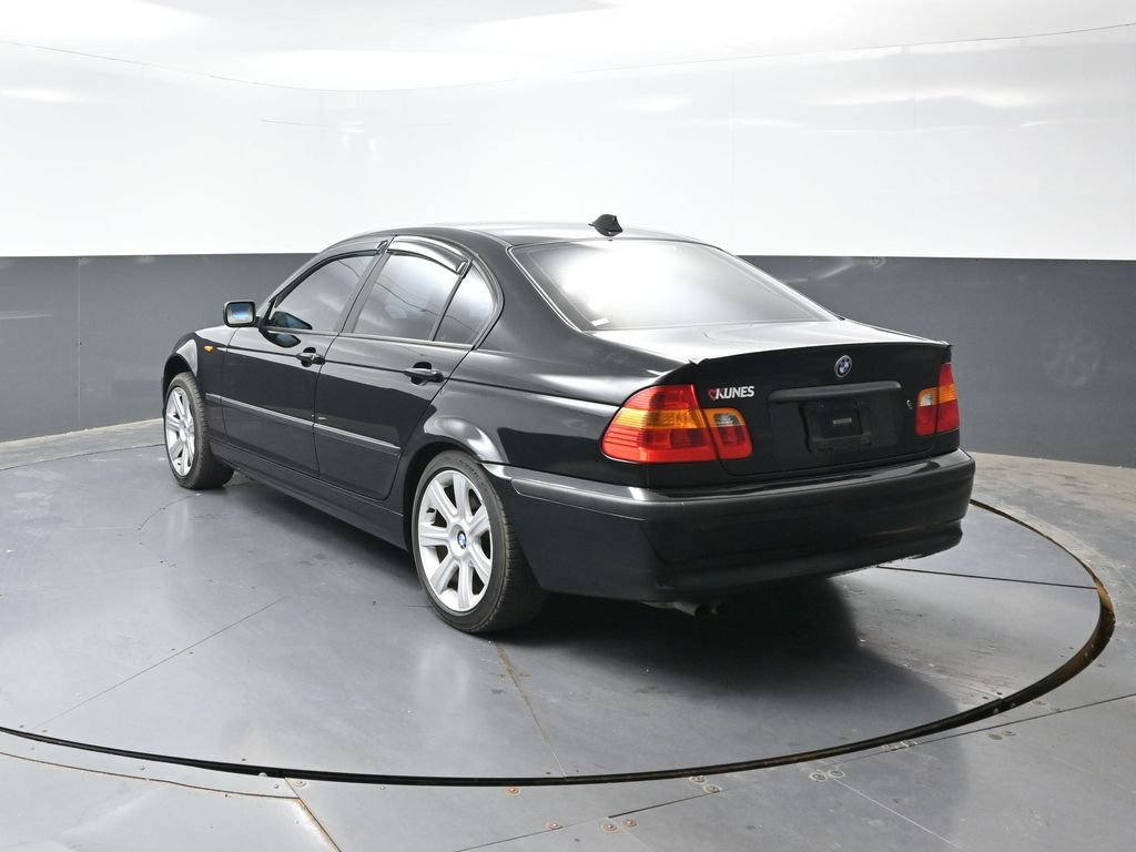 Used 2002 BMW 325i Sedan RWD image 9