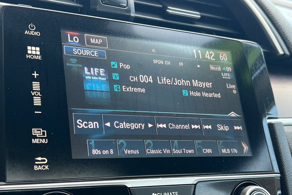 Used 2018 Honda Civic Touring image 15