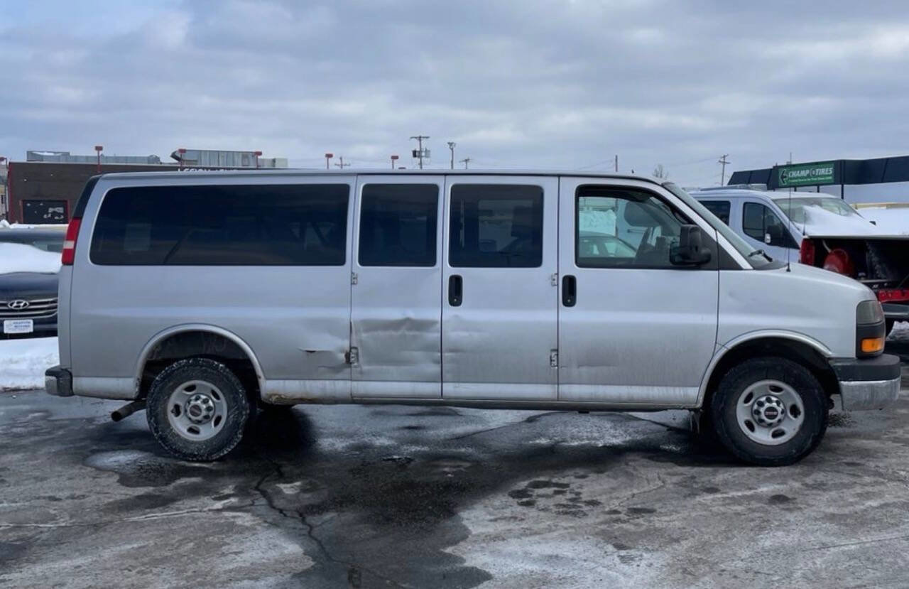 Used 2012 GMC Savana 3500 LS w/ Power Package image 5