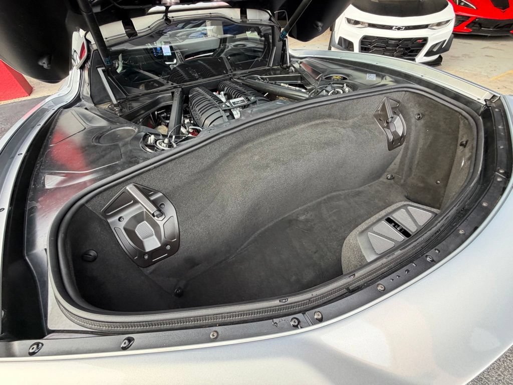 Used 2024 Chevrolet Corvette Z06 RWD image 14