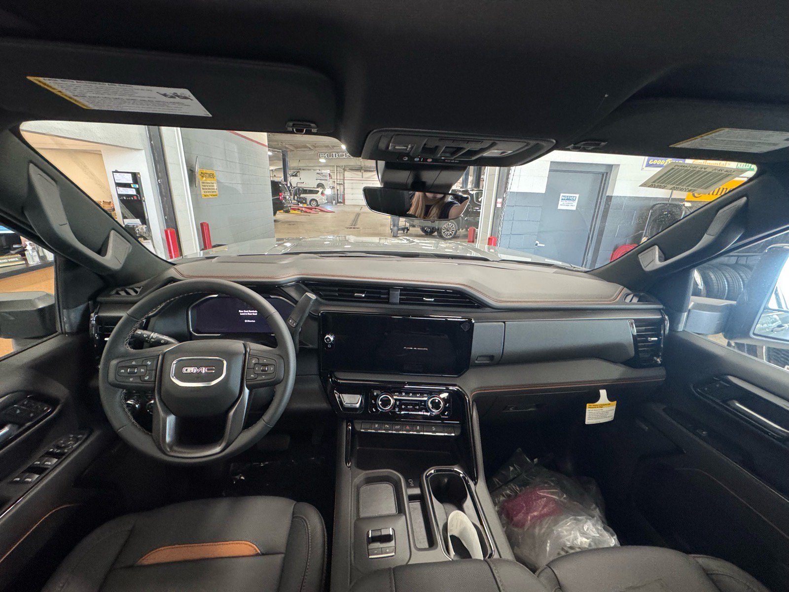 New 2026 GMC Sierra 2500 AT4 w/ AT4 Premium Plus Package AWD/4WD image 14