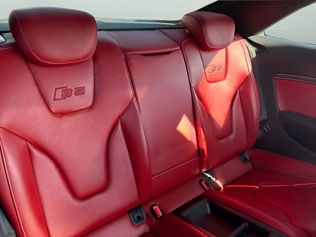 Used 2011 Audi S5 Premium Plus image 16