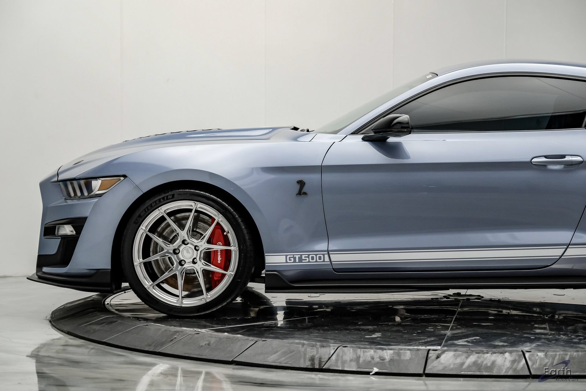 Used 2022 Ford Mustang Shelby GT500 w/ Technology Package RWD image 10