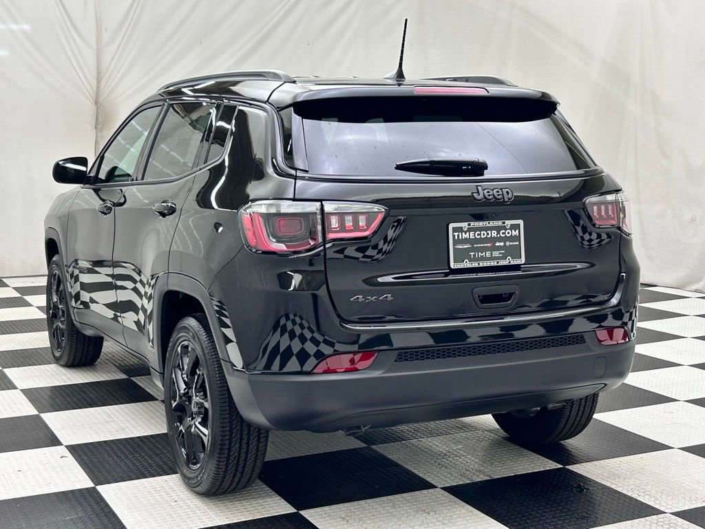 New 2026 Jeep Compass Latitude image 5