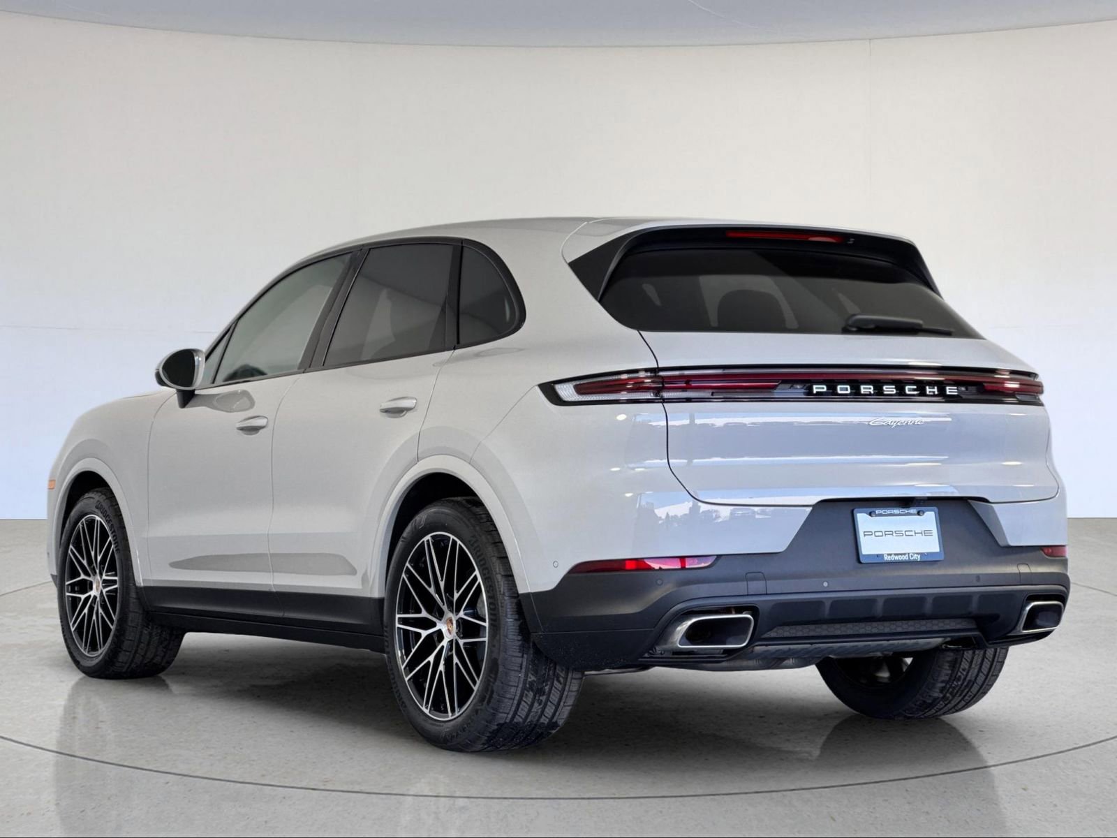 New 2026 Porsche Cayenne AWD/4WD image 3